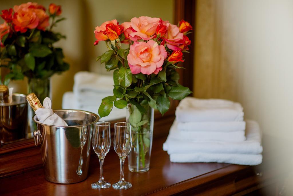 Zolota Gora Hotel-Rancho Uzhhorod Phòng bức ảnh